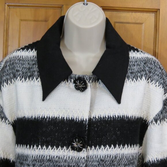 NWOT Elena Wang Black & White Collared Jacket Stripe Lined Unique Buttons Large - Picture 2 of 11